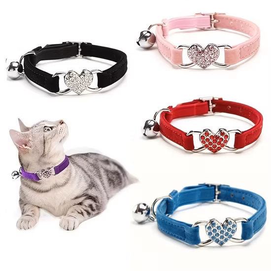 Fourniture de produits pour animaux de compagnie Collier de chat en nylon avec cloche